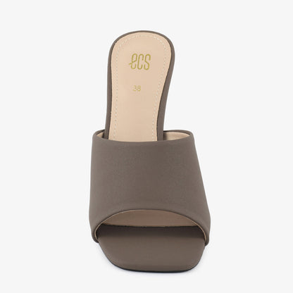 Vira Block Heel