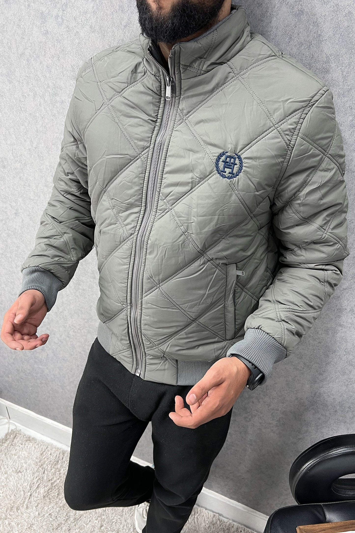 Tmy Hlfgr Warm Diamond Stitch Imported Puffer Jacket
