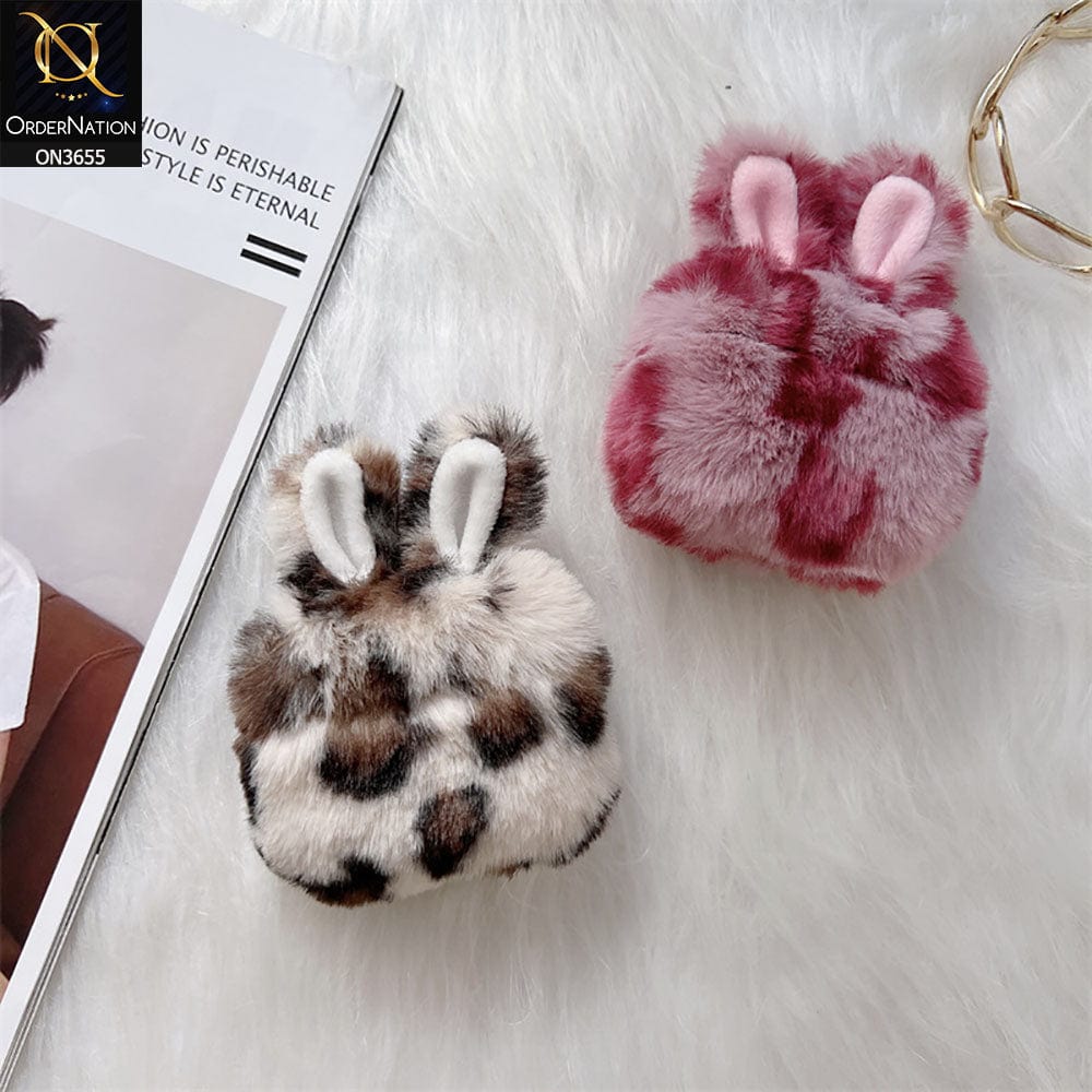 Apple Airpods 1 / 2 Cover - Brown - Fluffy Winter Warm Ear PLush Hard Silicone Airpods Case