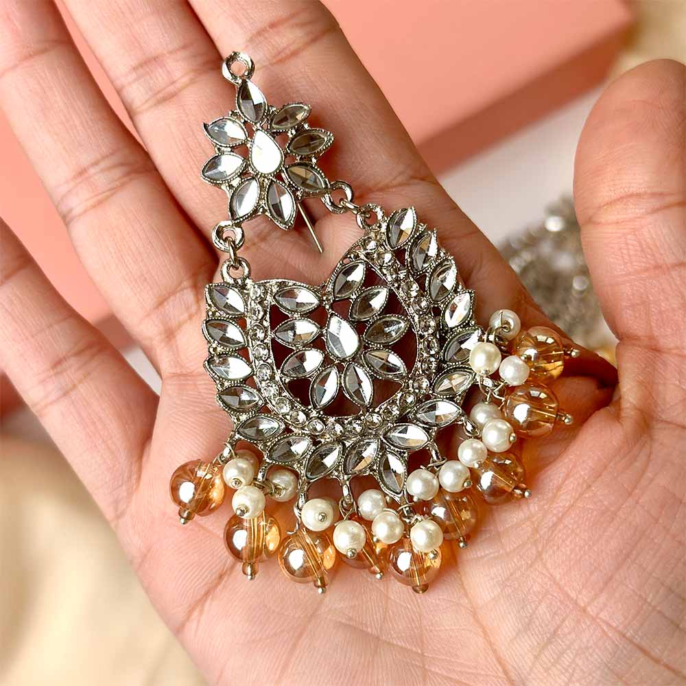Sameera Earrings/Teeka Set (Silver Champagne)
