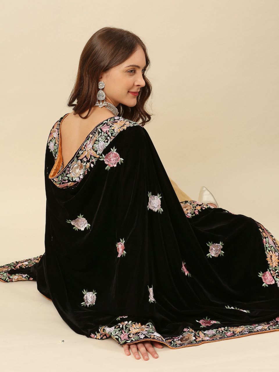 Parsi Gara Thread Work Embroidered Velvet Dupatta
