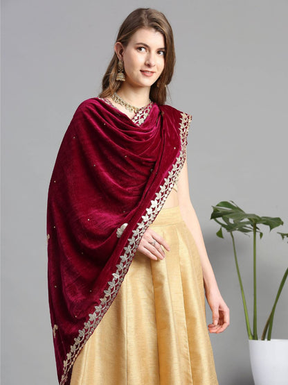 Gotta Patti Work Velvet Dupatta With Danglers
