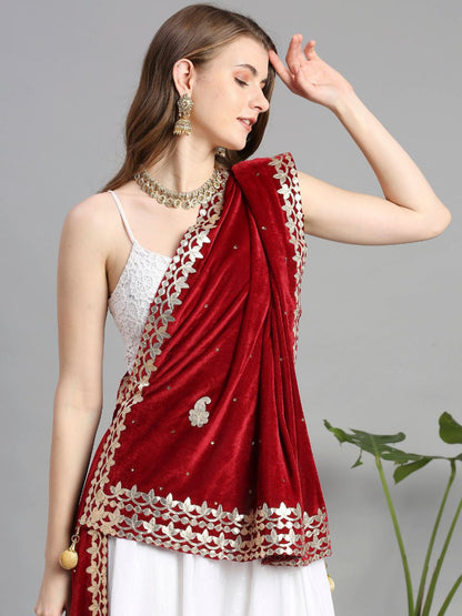 Gotta Patti Work Velvet Dupatta With Danglers