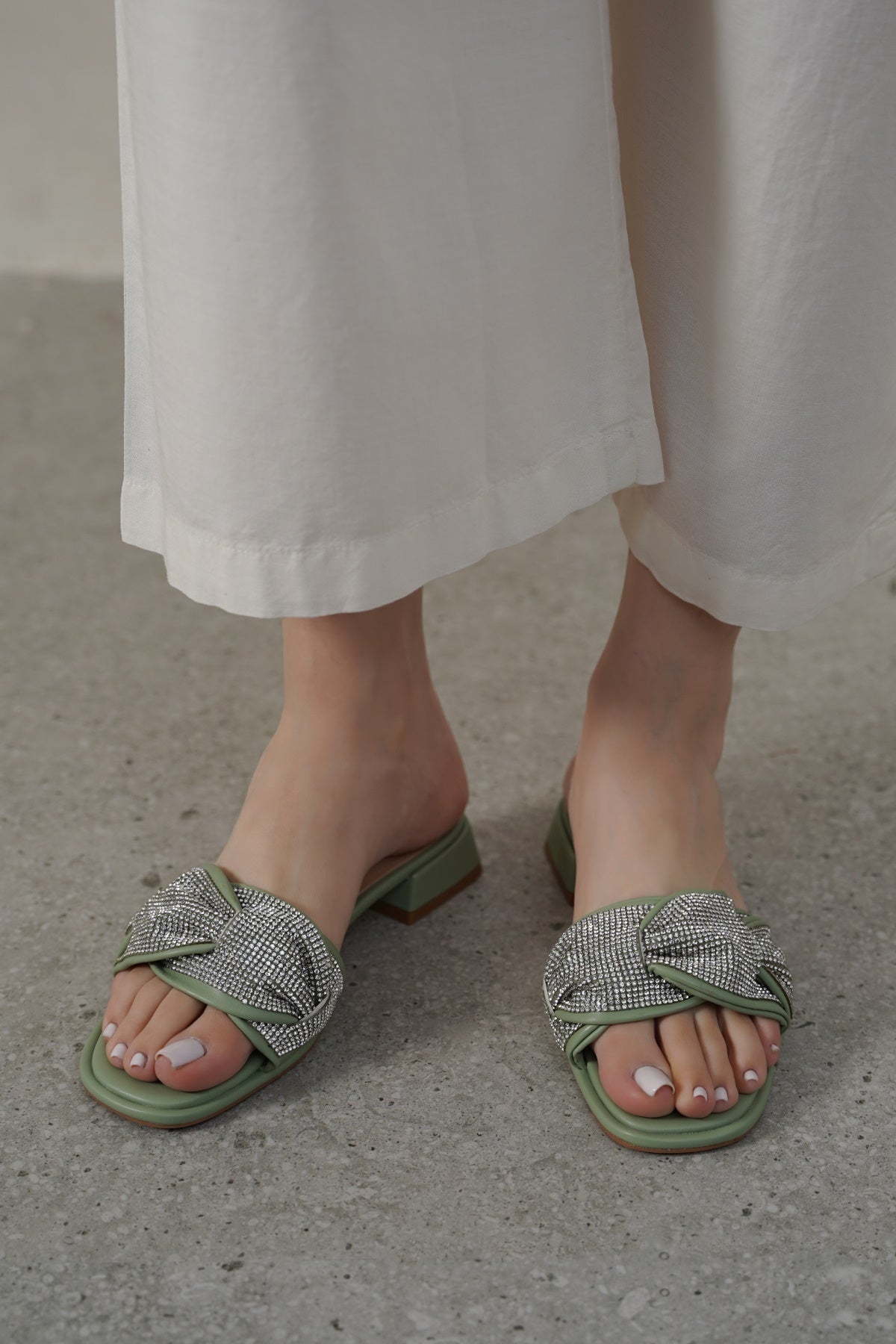 ZUMA BLOCK HEELS