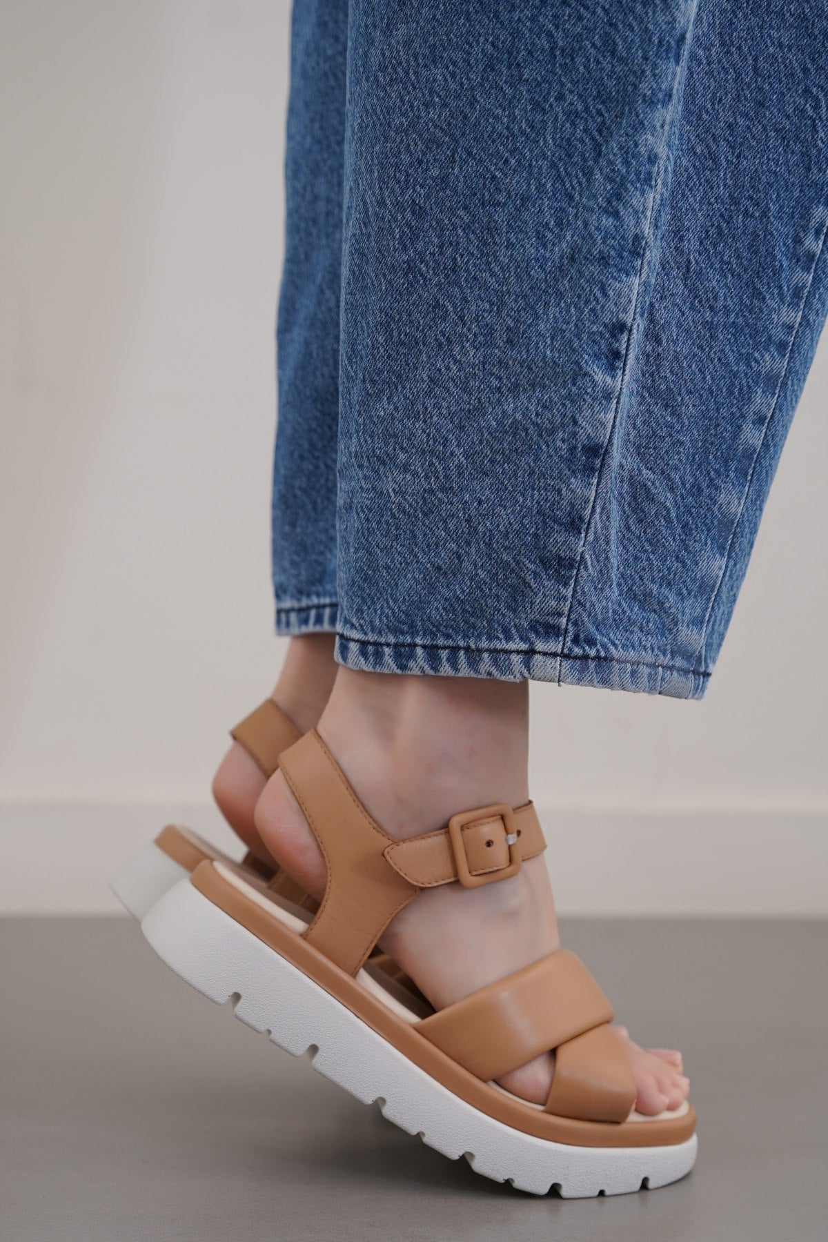 SOFT LEATHER MAMA SANDALS