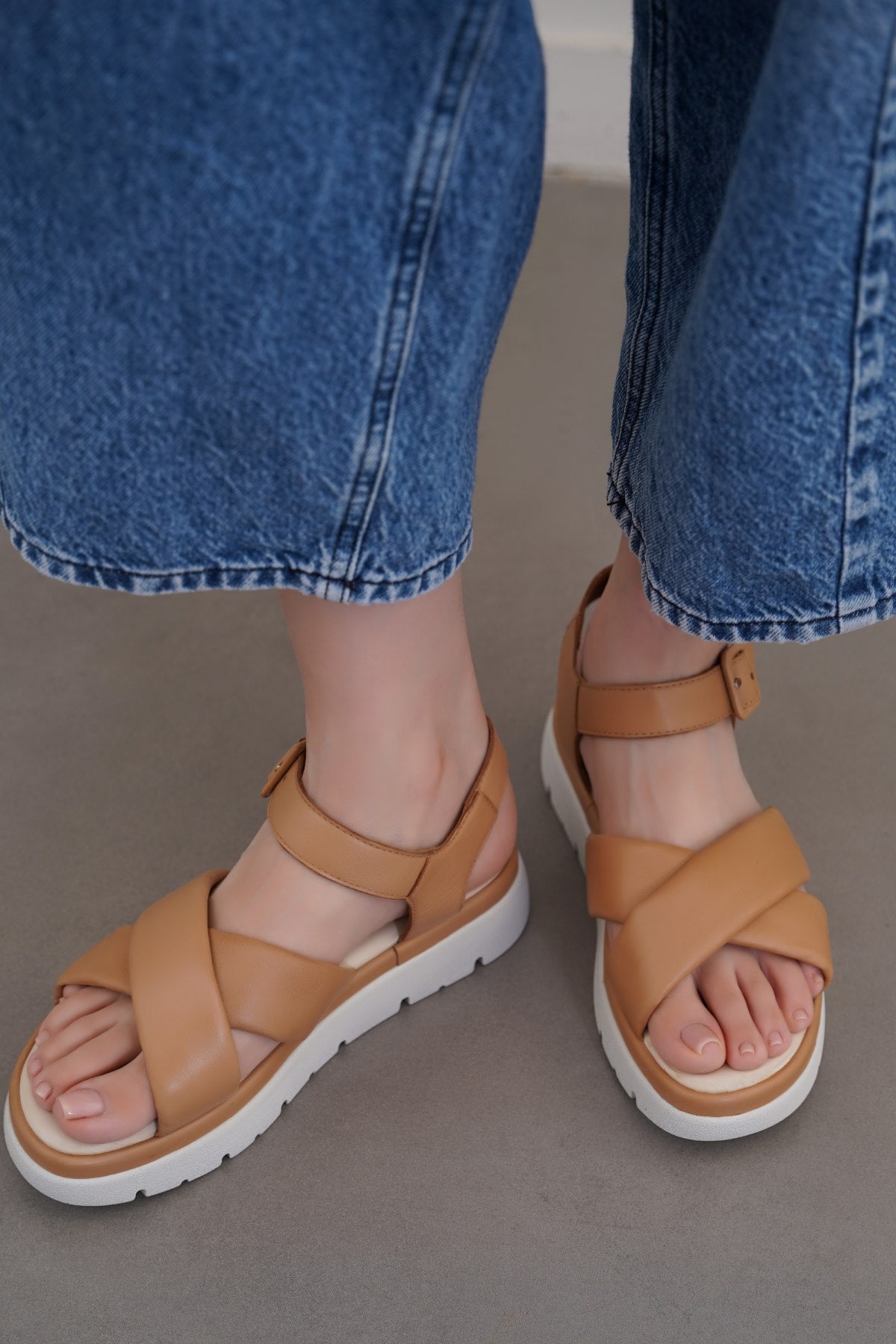 SOFT LEATHER MAMA SANDALS