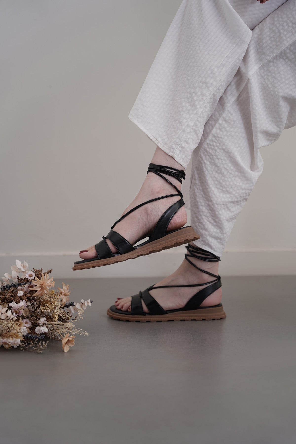 SOFT GLADIATOR SANDALS
