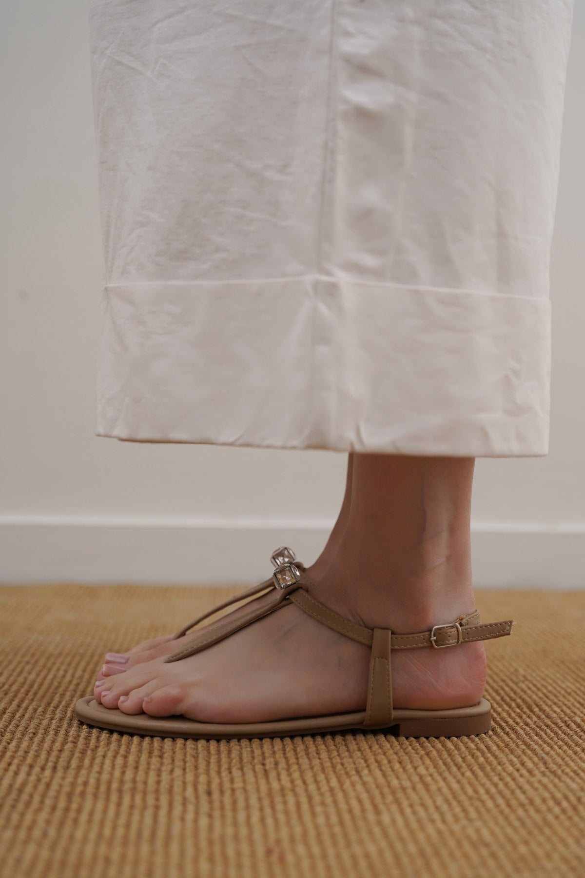 SANDALS WITH CUBE STUD