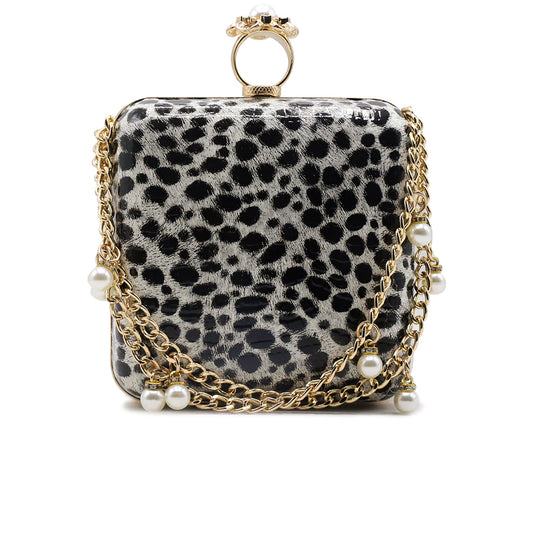 White Fancy Clutch C00C20364