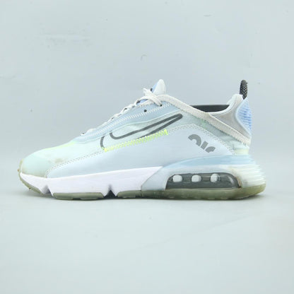 NIKE AIR MAX 2090