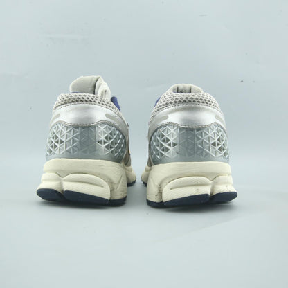 NIKE ZOOM VOMERO 5