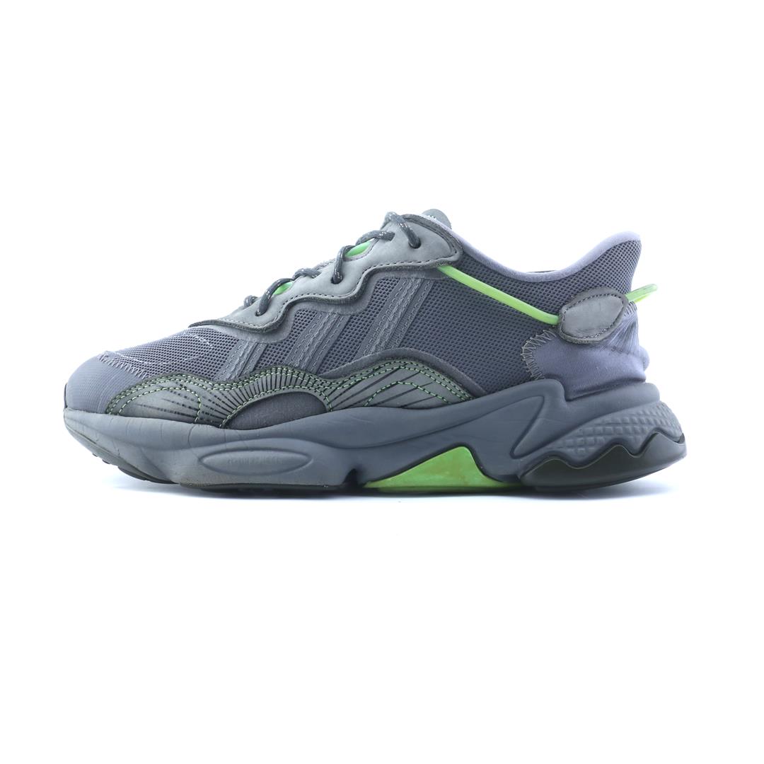 ADIDAS OZWEEGO