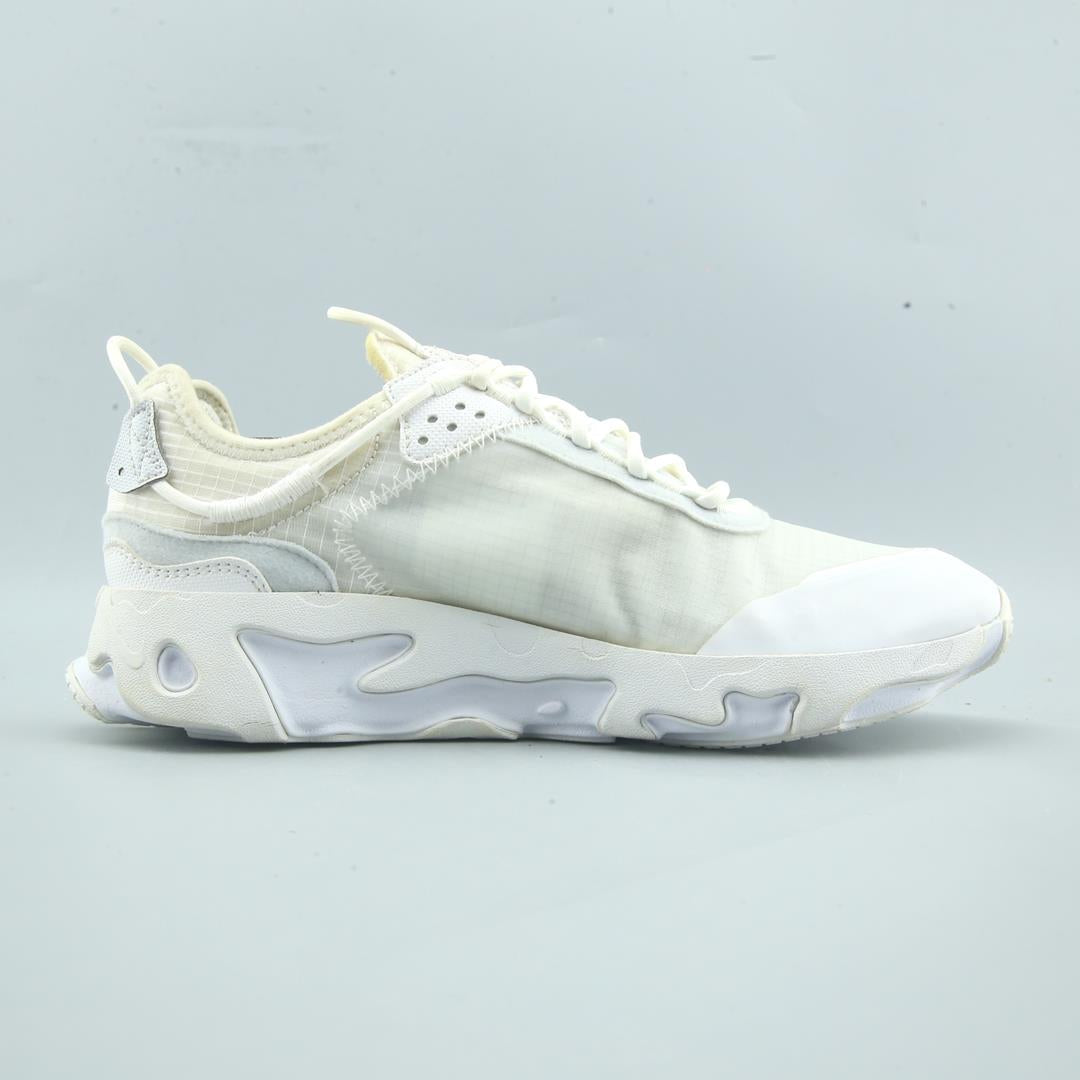 NIKE REACT LIVE