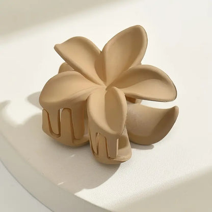4pcs Large Nude Matt Floral Clips