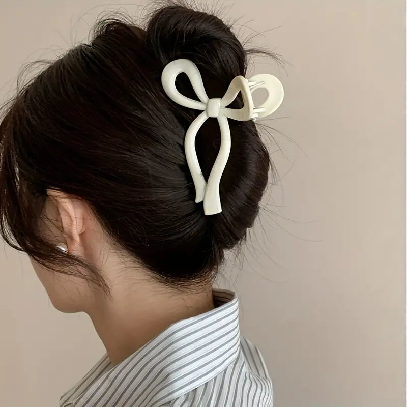 Ethereal Bow Claw Clip