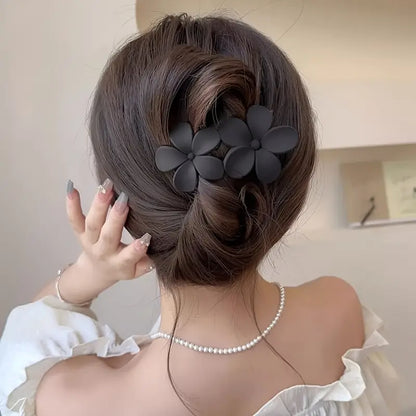 Chic Matte Hair Clip