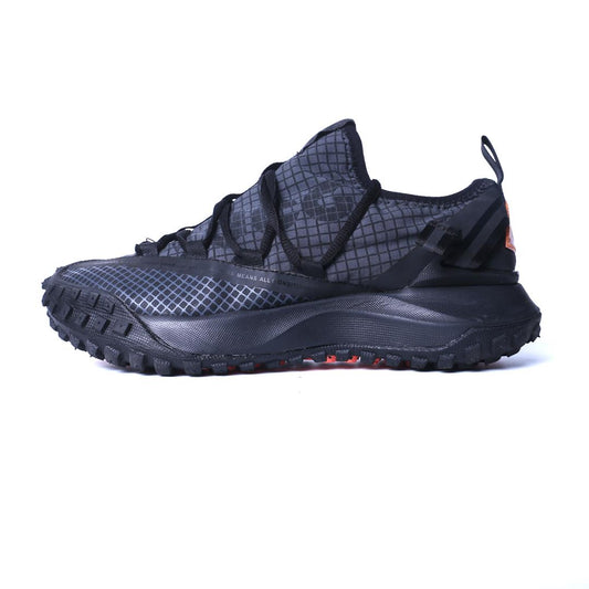 NIKE  ACG MOUNTAIN FLY LOW