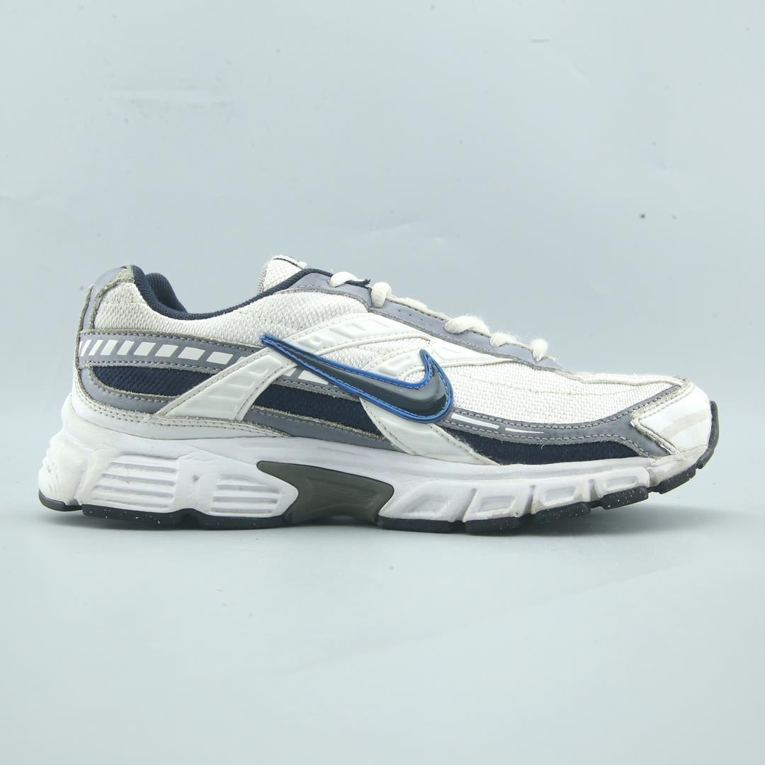 NIKE INITIATOR