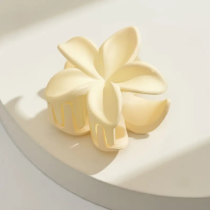 4pcs Large Nude Matt Floral Clips