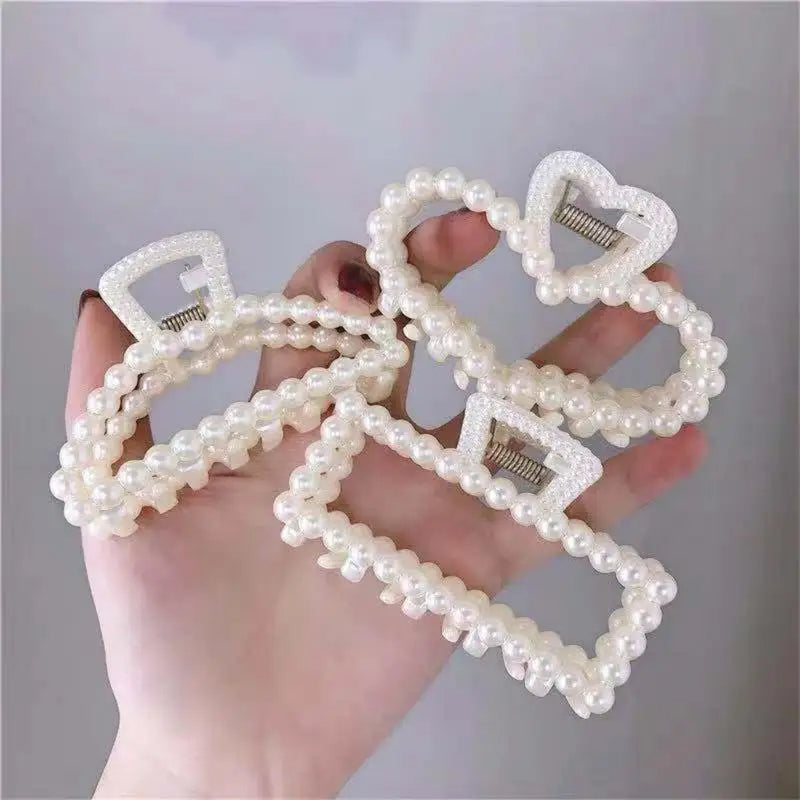 Pearl Claw Clip