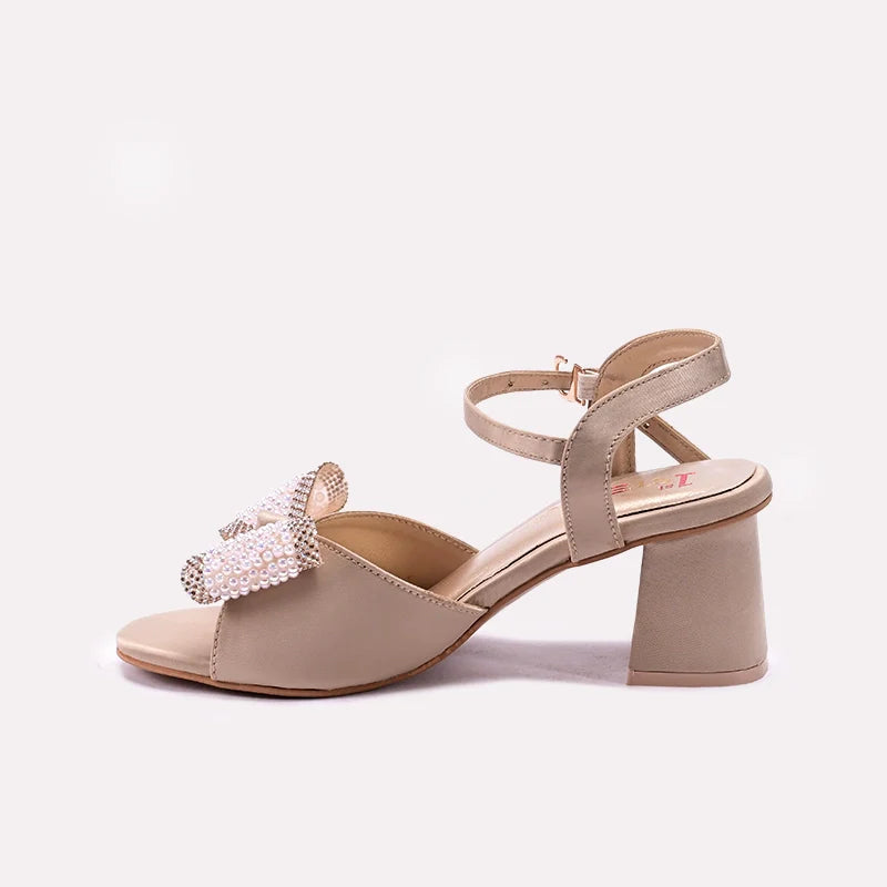 Womens Fawn Fancy Sandals 0421388